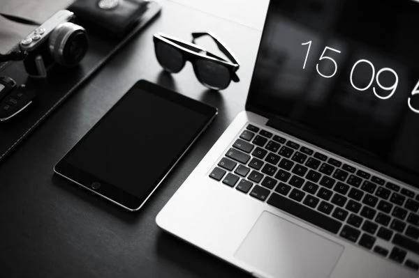 《守护童心的魔法钥匙：儿童安全故事如何重塑孩子的自我保护意识》