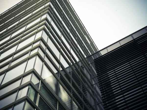 《格列佛游记:一场荒诞旅行中的辛辣人性启示录》