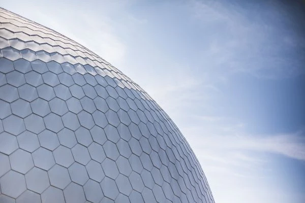 《守护童心的魔法钥匙：儿童安全故事如何重塑孩子的自我保护意识》