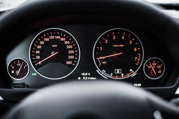 小董故事：一个普通人的非凡人生教会我们什么