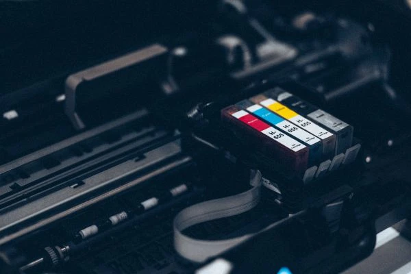 《理智故事：在情感与逻辑的夹缝中寻找平衡的人生智慧》