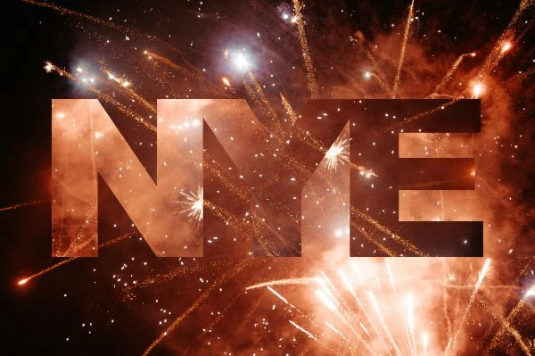 《穿越千年的智慧之光：读东汉故事带给现代人的精神启示》