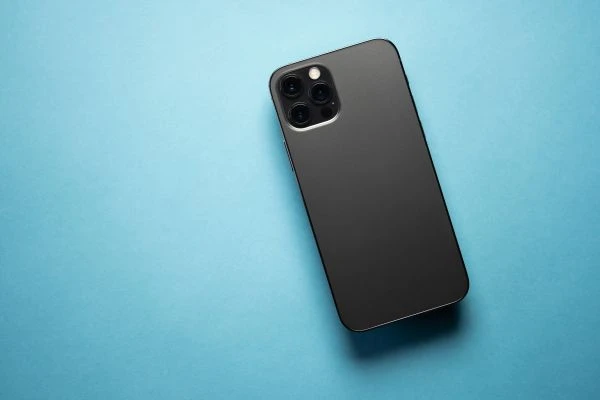 《长征精神永放光芒：那些简单故事背后的震撼力量》